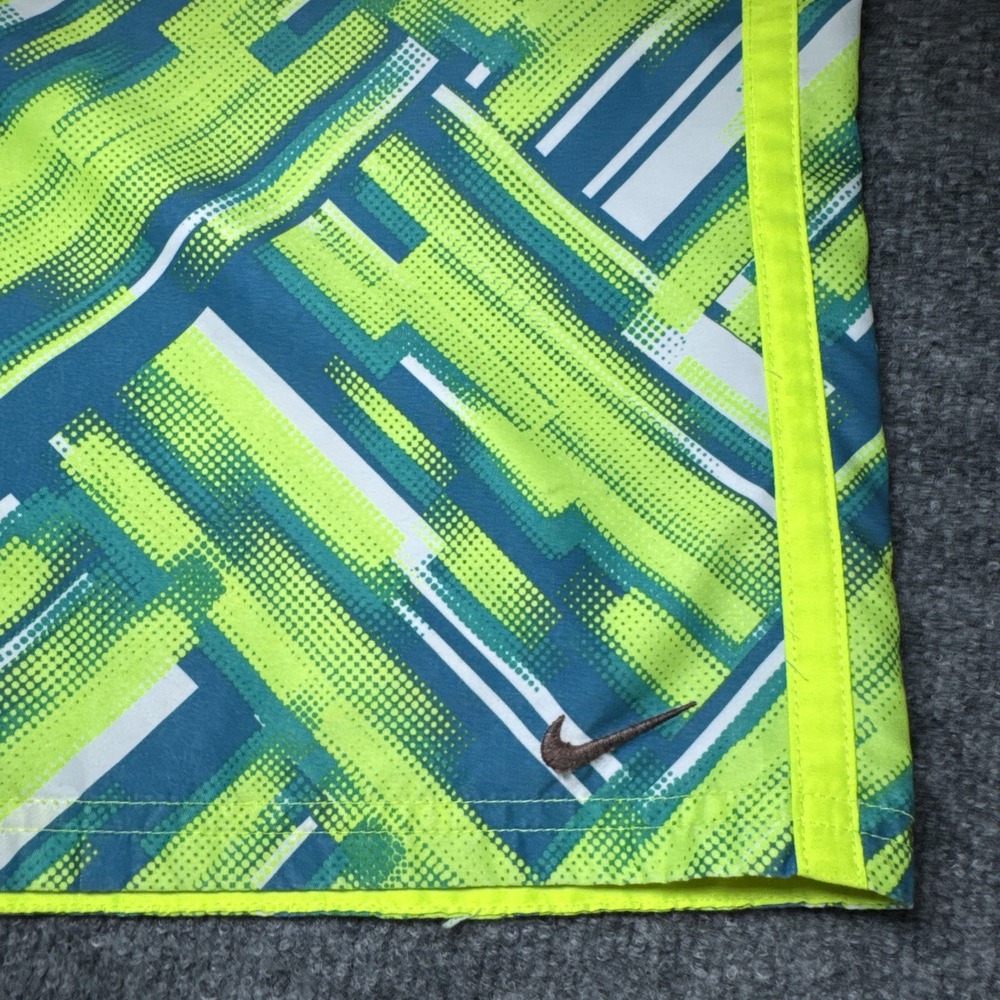 Nike Board Shorts Green Geometric Swim Trunks Men L Mesh Lined Surf Better World - Picture 4 of 12